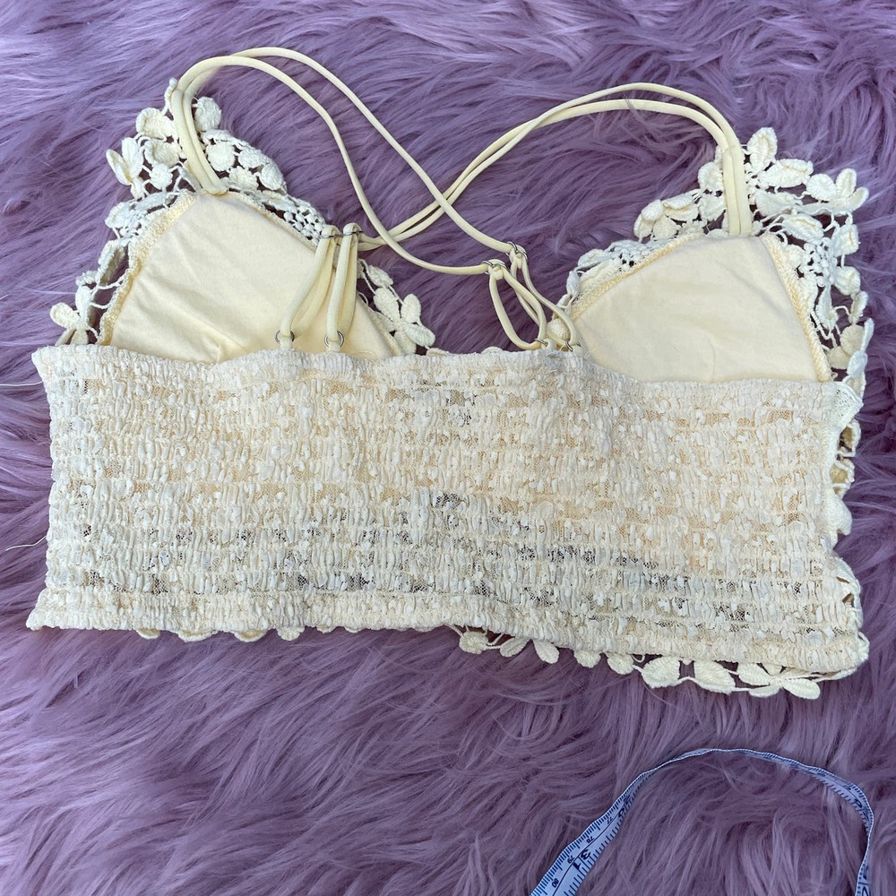 Alya Velour Shorts & True Lace Bralette - Picture 12 of 14